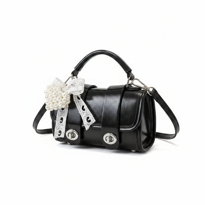 Elegant Single-Shoulder Crossbody Bag with High-Fashion Appeal This versatile shoulder bag